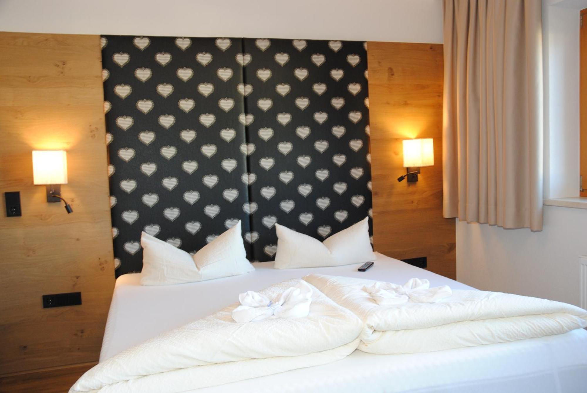 Resort Schrofenblick Mayrhofen Esterno foto